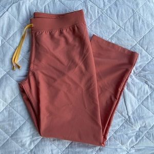 FIGS Livingston Basic Scrub Pants (Coral)